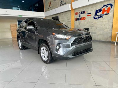 Toyota Rav4 Le