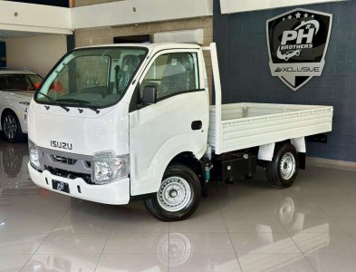 Isuzu Traviz 10 Pies