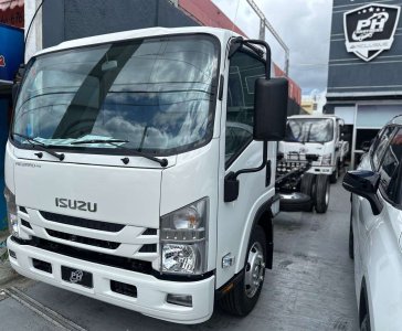Isuzu Nqr 18 Pies