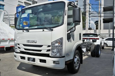 Isuzu Npr 14 Pies
